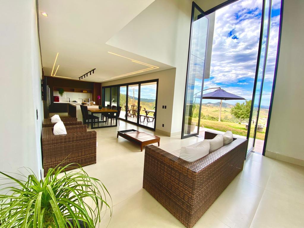 2464befa-97b8-49a9-96eb-283080e5194b